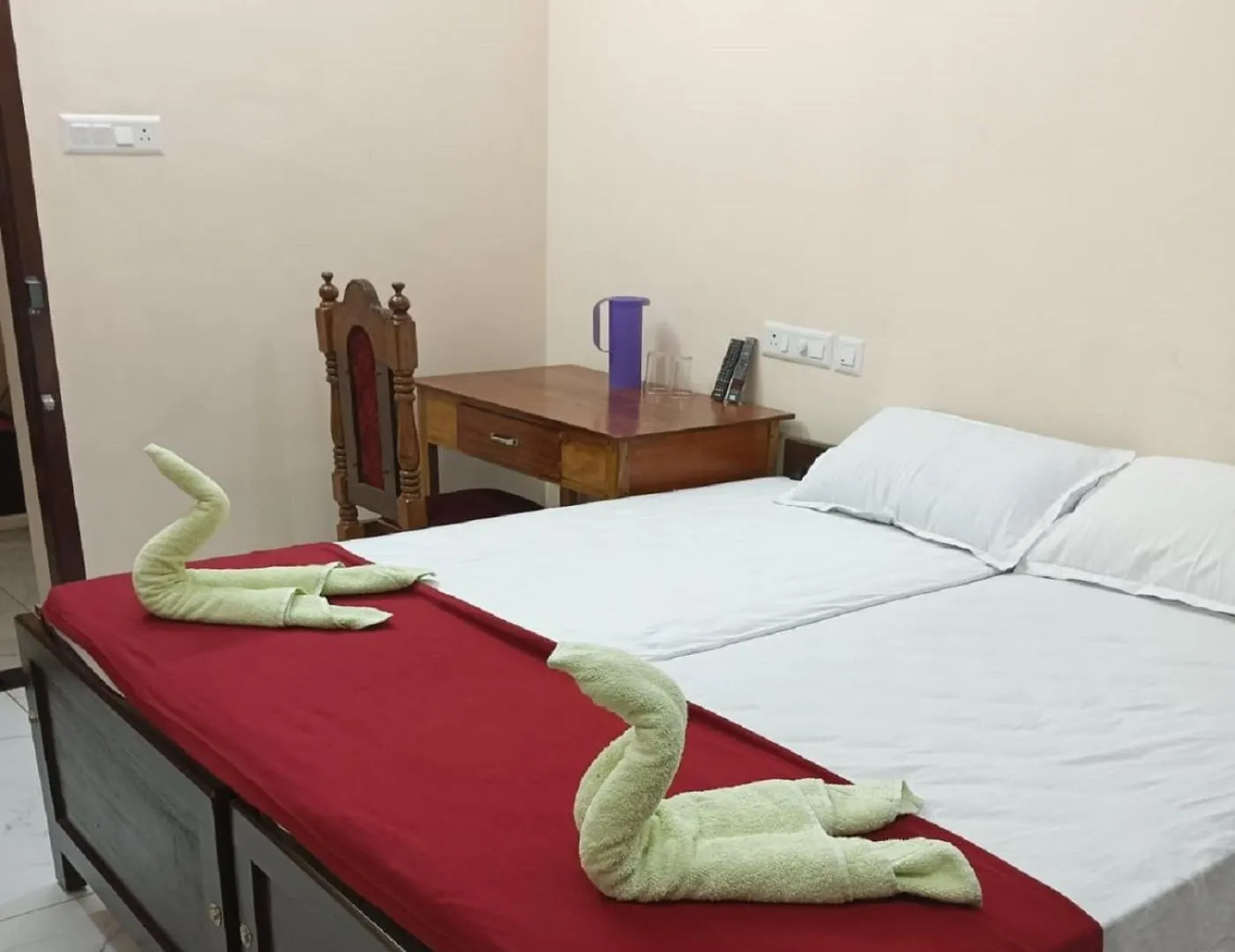 Sri Padmanabha Tourist Home Thiruvananthapuram Hotel